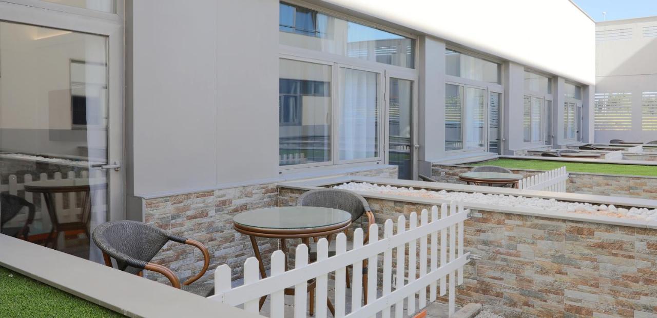 Hotel Villa Odon Вильявисьоса-де-Одон Экстерьер фото